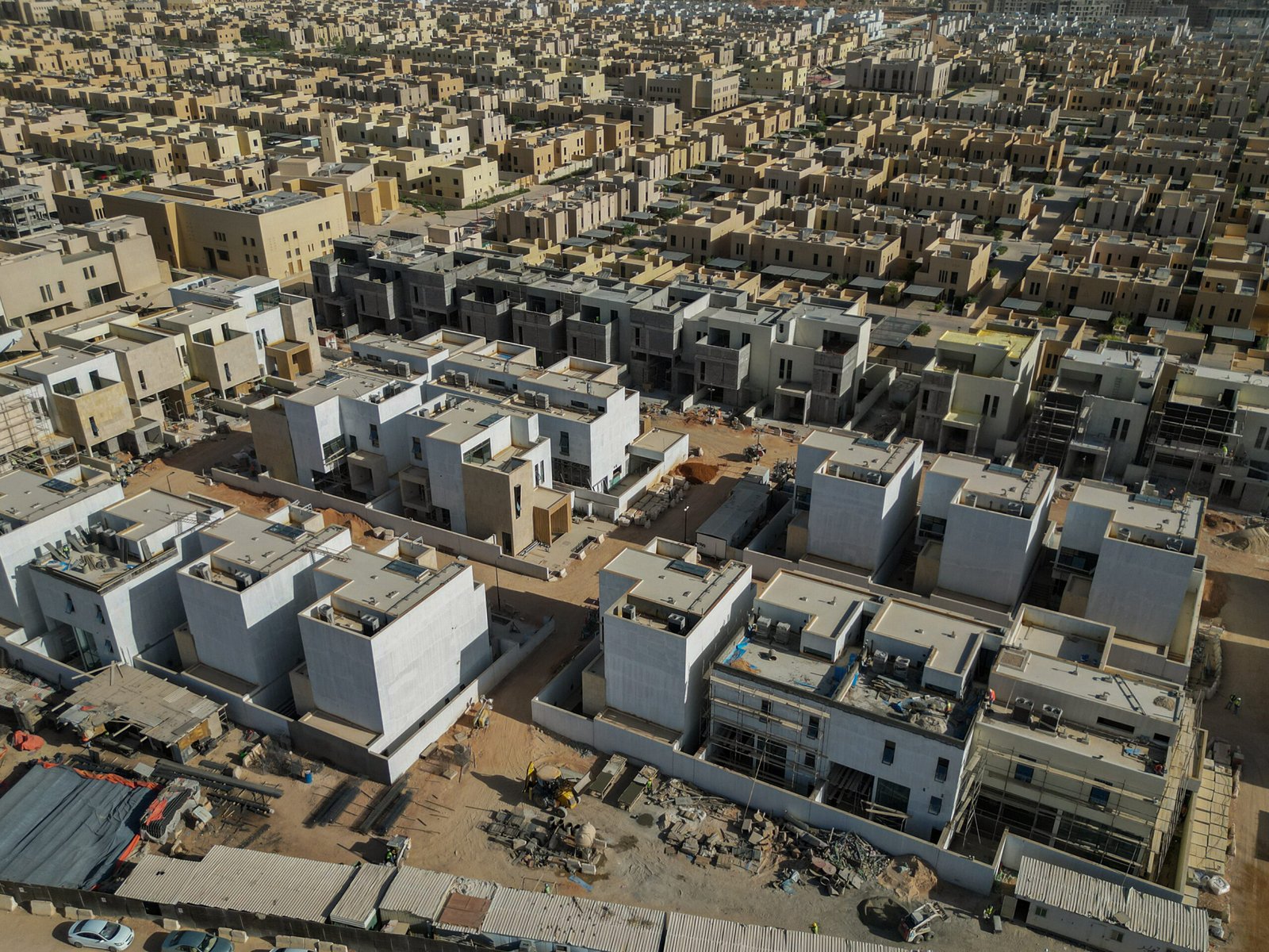 Akarya FAI-1 Residential Project – 135 Luxury Villas in Riyadh by Rezaik Al Gedrawy Contracting مشروع أكاريا FAI-1 – 135 فيلا فاخرة في الرياض من تنفيذ شركة رزيق الجدراوي للمقاولات